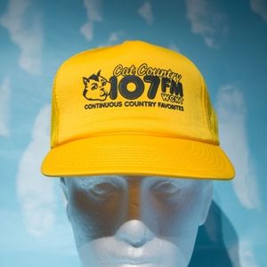 ⭐️2/$10 Vintage Cat County Puff Print Trucker Hat